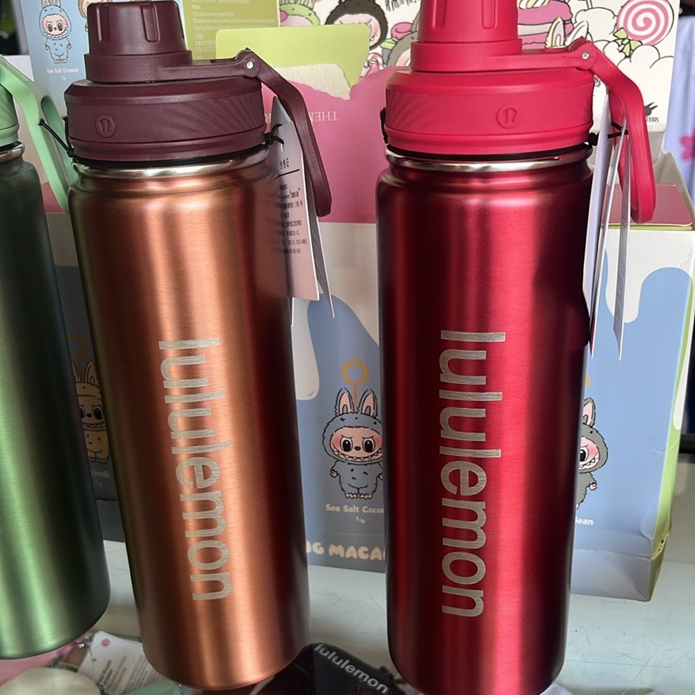 Lululemon athletica Back to Life Sport Bottle 24oz green copper fitness $48 - Picture 3 of 11
